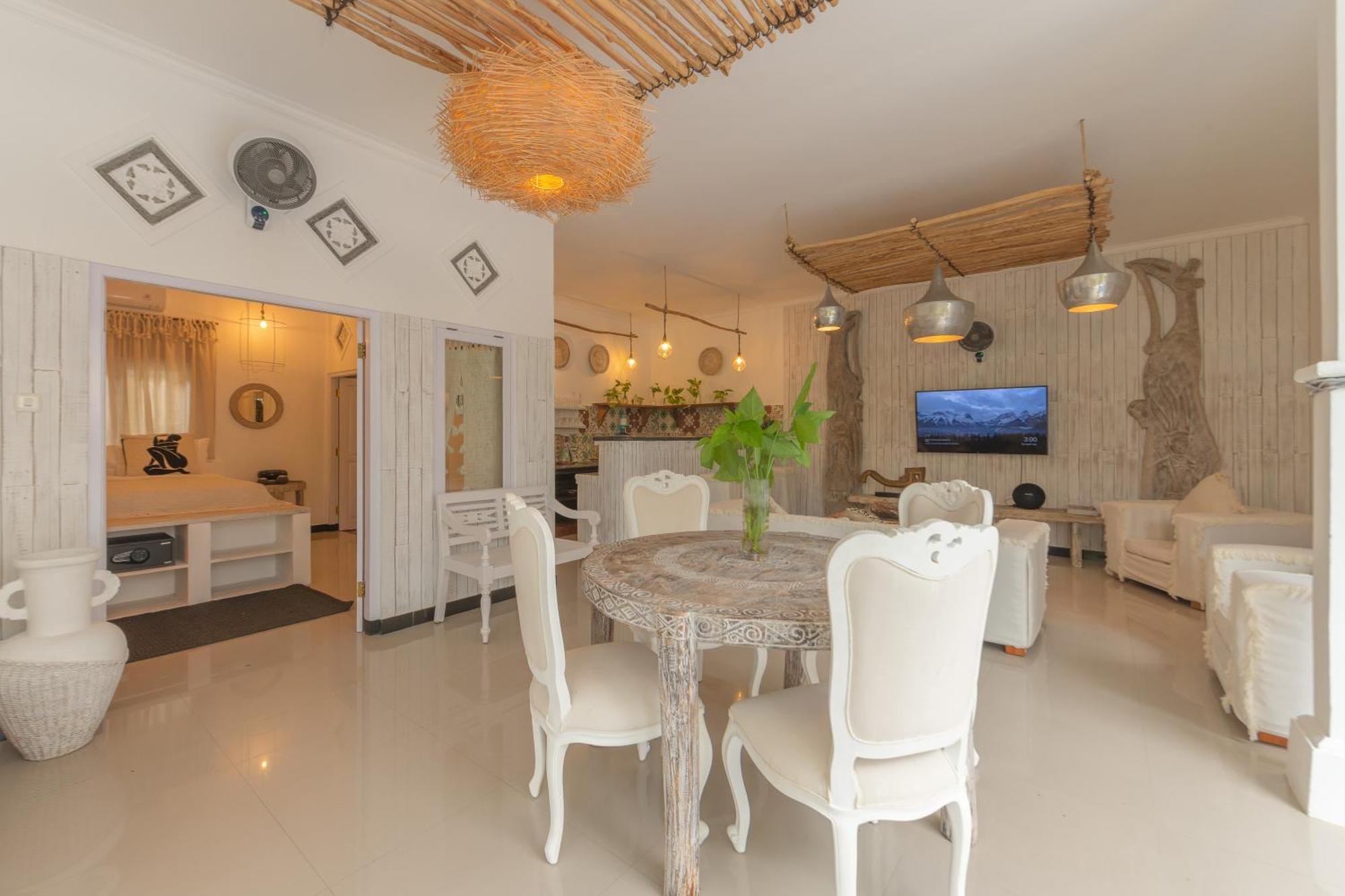 Smiling Cactus Villas Семіньяк Екстер'єр фото